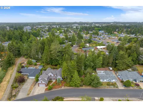 1639 Willow Loop, Florence, OR 97439 photo 18