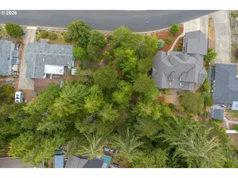 1639 Willow Loop, Florence, OR 97439