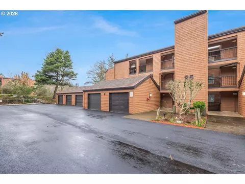 200 Oswego Smt, Lake Oswego, OR 97035