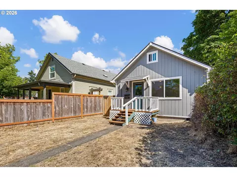 Other - 628 G St, Springfield, OR 97477 photo 3 of 5