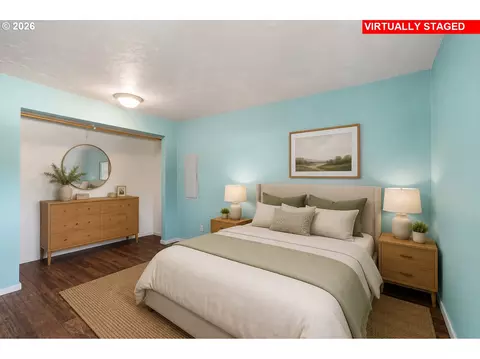 Bedroom - 628 G St, Springfield, OR 97477 photo 1 of 5
