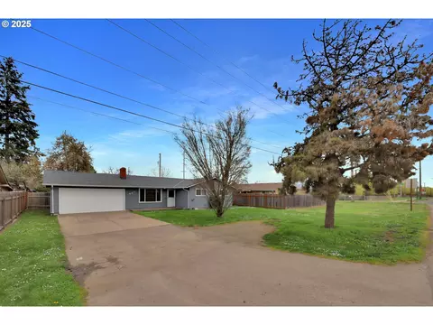 687 Division Ave, Eugene, OR 97404