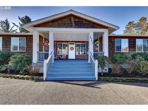 2946 Pine Ct, Gearhart, OR 97138