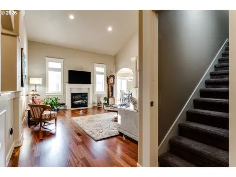 Entry Way - 90 Daniel Dr, Eugene, OR 97404 photo 3 of 3