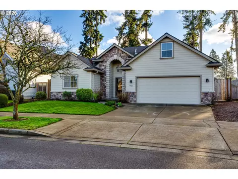 Exterior - 90 Daniel Dr, Eugene, OR 97404 photo 2 of 7