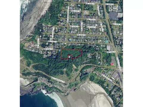 00 NW Rhododendron St, Newport, OR 97365