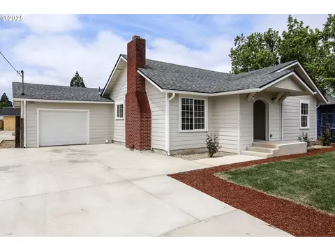 554 19th St, Springfield, OR 97477 photo 1