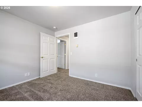 Bedroom - 593 Hanover St, Eugene, OR 97402 photo 6 of 6