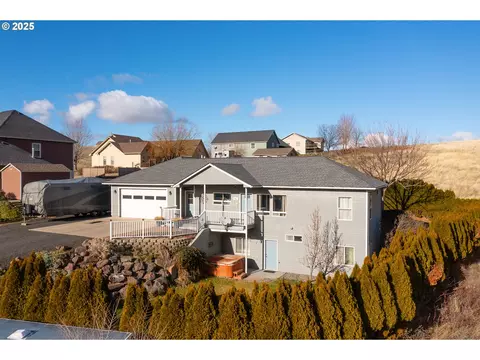 563 NW 21st St, Pendleton, OR 97801