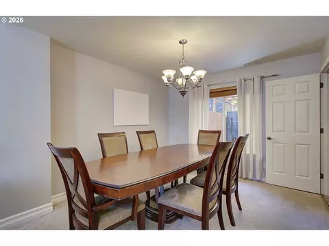 Dining - 1556 NE 27th Ter, Gresham, OR 97030 photo 1 of 1