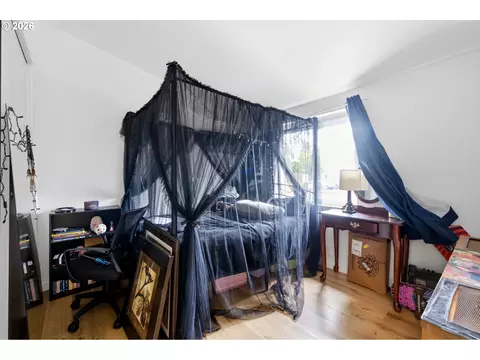1949 SE Palmquist Rd #1, Gresham, OR 97080 photo 16