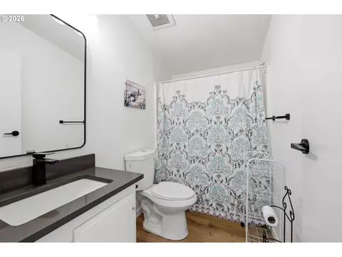 1949 SE Palmquist Rd #1, Gresham, OR 97080 photo 20