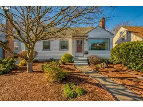 4405 SE 48th Ave, Portland, OR 97206