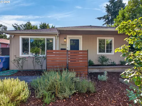 7444 SE 84th Ave, Portland, OR 97266