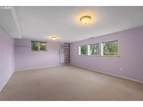 Other - 8431 Cason Ct, Gladstone, OR 97027 photo 6 of 9