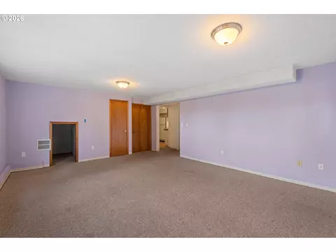 Other - 8431 Cason Ct, Gladstone, OR 97027 photo 7 of 9