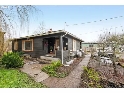 105 Cooper Ln, Philomath, OR 97370