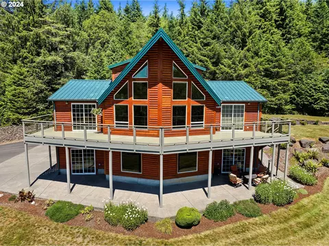 37285 Towhee Dr, Astoria, OR 97103