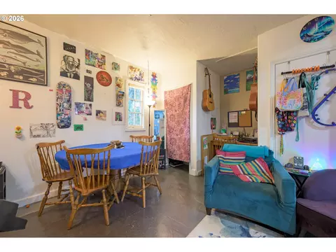 Dining - 325 River Rd, Eugene, OR 97404 photo 1 of 1