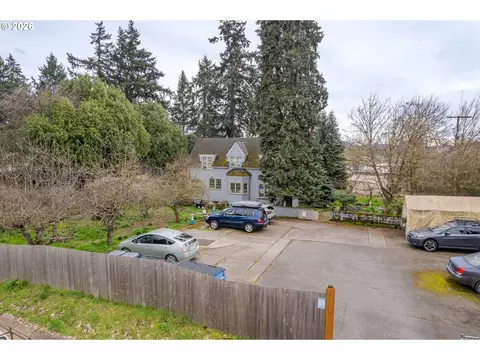 Exterior - 325 River Rd, Eugene, OR 97404 photo 11 of 11