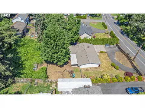View/Area - 17055 SE Webster Rd, Gladstone, OR 97027 photo 2 of 3
