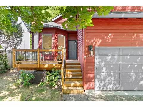 9332 SW 42nd Ave, Portland, OR 97219