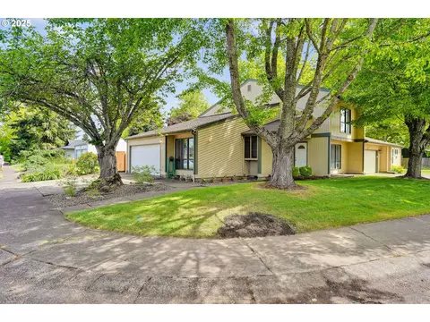 4495 SE Madrona Way, Albany, OR 97322
