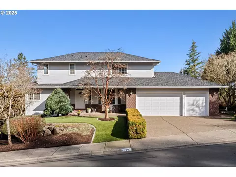 16067 SW Highpoint Dr, Sherwood, OR 97140