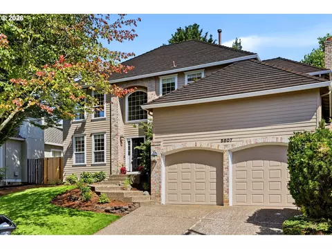 5807 Ridgetop Ct, Lake Oswego, OR 97035