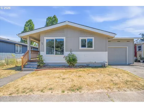 2154 Oregon St #37, Saint Helens, OR 97051