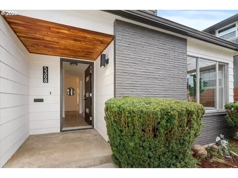 5308 SE Raymond St, Portland, OR 97206