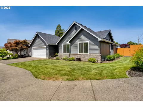 1107 Valley Butte Dr, Eugene, OR 97401