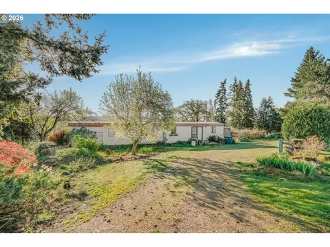 38903 S Prospect Dr, Molalla, OR 97038
