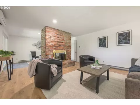 637 E 39th Pl, Eugene, OR 97405 photo 23