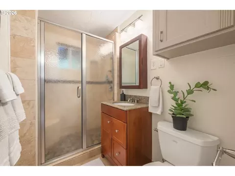 637 E 39th Pl, Eugene, OR 97405 photo 34