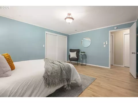 637 E 39th Pl, Eugene, OR 97405 photo 30