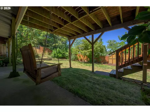 637 E 39th Pl, Eugene, OR 97405 photo 39
