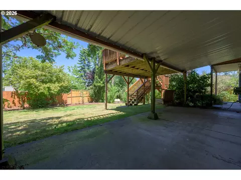 637 E 39th Pl, Eugene, OR 97405 photo 38