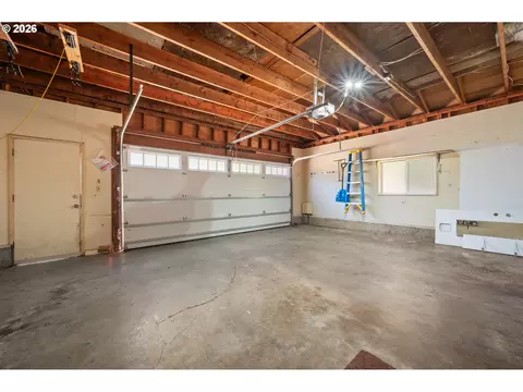 637 E 39th Pl, Eugene, OR 97405 photo 44