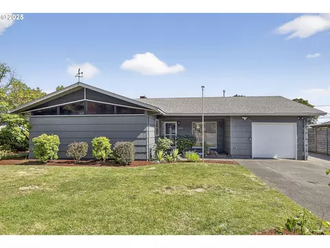 13929 NE Russell St, Portland, OR 97230