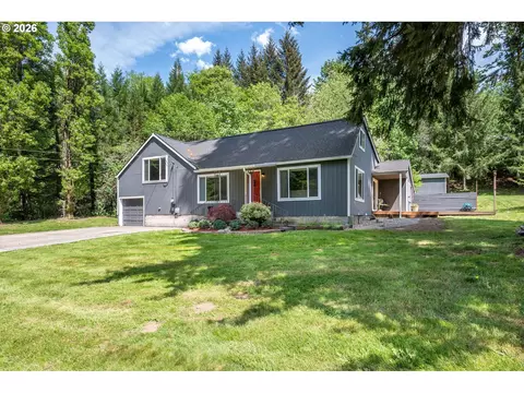 1304 Coal Creek Rd, Longview, WA 98632