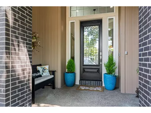 Entry Way - 3489 Riverplace Dr, Eugene, OR 97401 photo 1 of 3
