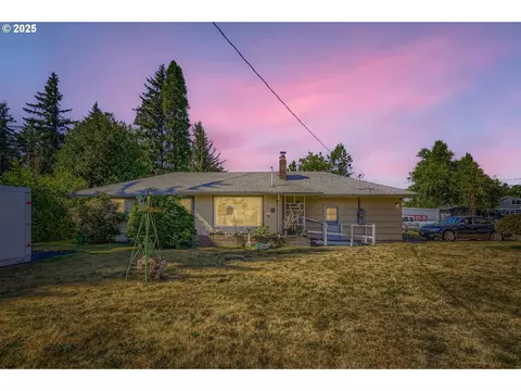 14031 SE Rhone St, Portland, OR 97236