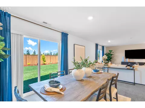 Dining - 5780 Bainbridge Rd, Eugene, OR 97402 photo 1 of 2