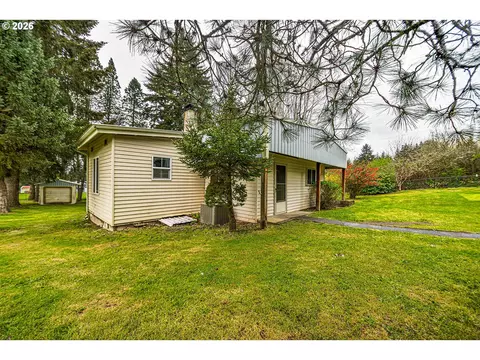 69836 Walker Rd, Rainier, OR 97048