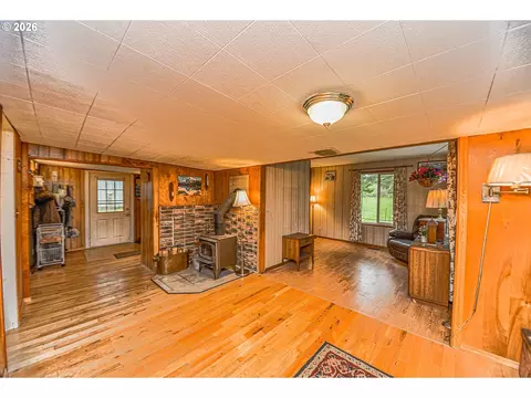69836 Walker Rd, Rainier, OR 97048 photo 12
