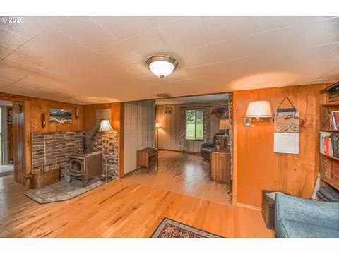 69836 Walker Rd, Rainier, OR 97048 photo 7