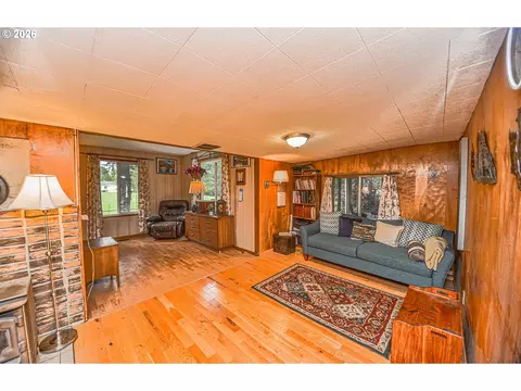 69836 Walker Rd, Rainier, OR 97048 photo 8