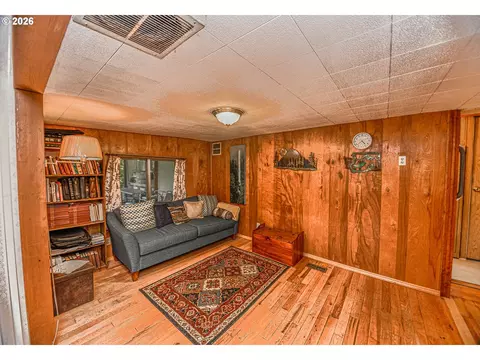 69836 Walker Rd, Rainier, OR 97048 photo 9