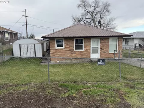 805 SE 6th St, Pendleton, OR 97801